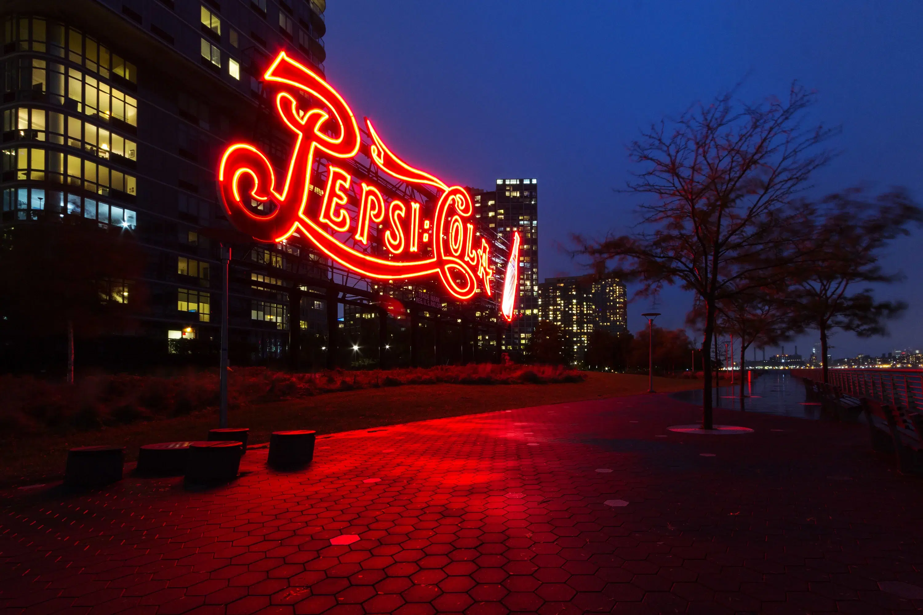 Pepsi-Cola-Long-Island-City-Queens-NYC-photo-Matthew-Penrod