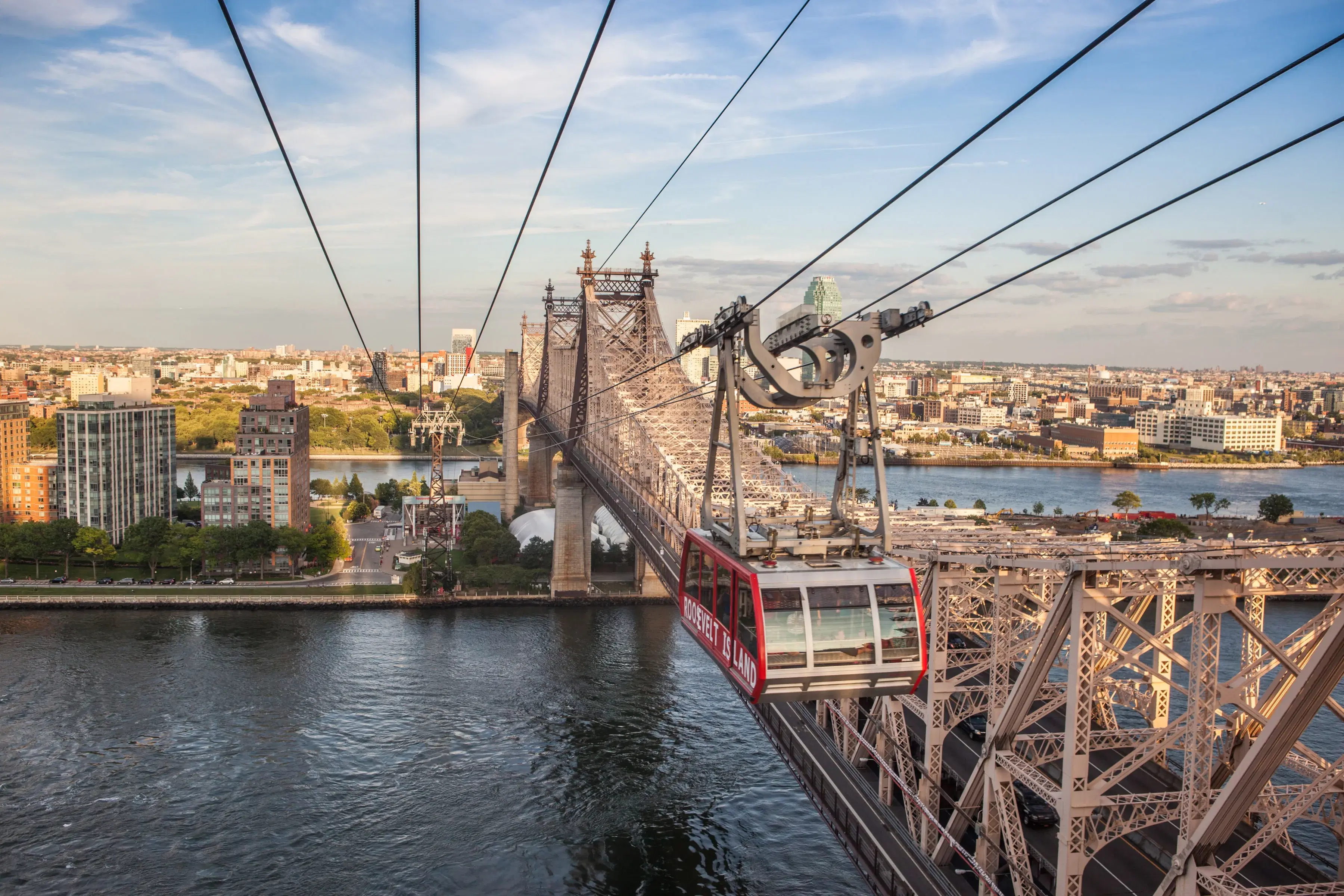 Roosevelt Island Tramway view 